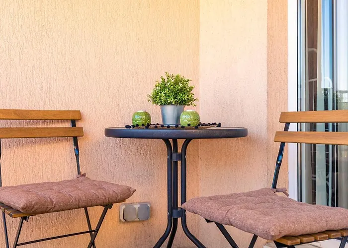 1bd Next To Medical By Flat Mаnager Lejlighed